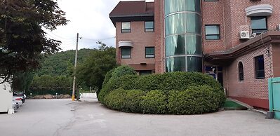 Feel Motel