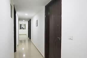 OYO 48664 White House