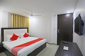 OYO 48664 White House