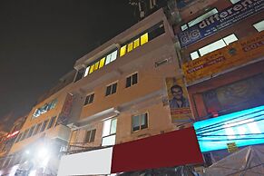 OYO 48664 White House