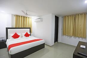 OYO 48664 White House