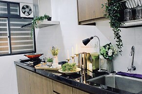 KLTS 5 Pax at Setapak Near KL City Central