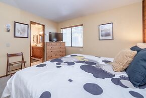 Mammoth Sierra Townhomes #25