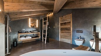 Sunny Valley Mountain Lodge