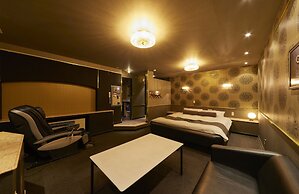 Nagano Coco Club - Adults Only