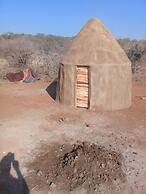 Omapaha Traditional Hut