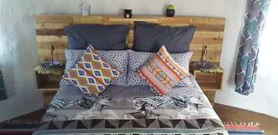 Omapaha Traditional Hut