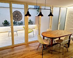 Y Hostel - Albergue Juvenil