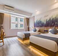 Vyluk J Hotel National Plaza Xinping