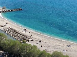 Sea View Beach Penthouse – Athens Coast