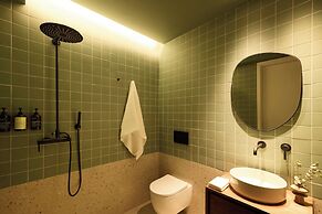 Sea View Beach Penthouse – Athens Coast
