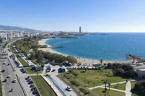 Sea View Beach Penthouse – Athens Coast