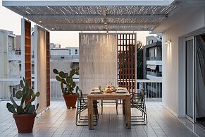 Sea View Beach Penthouse – Athens Coast