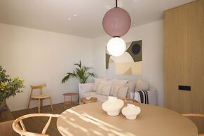 Sea View Beach Penthouse – Athens Coast