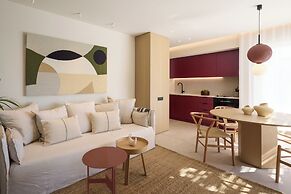 Sea View Beach Penthouse – Athens Coast