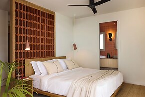 Sea View Beach Penthouse – Athens Coast