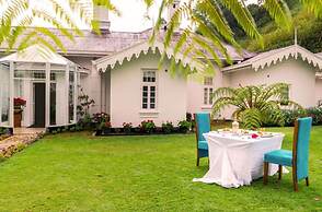 The Clovelly Bungalow