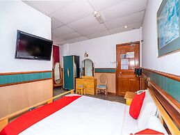 OYO 89864 Hotel Holiday Park