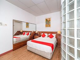 OYO 89864 Hotel Holiday Park