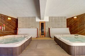 432 Marina Place 2 Bedroom Condo by RedAwning