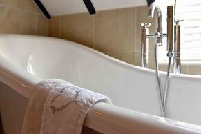 Luxury Cottage Near Windsor Castle