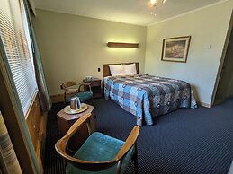 The Mariner Motor Hotel