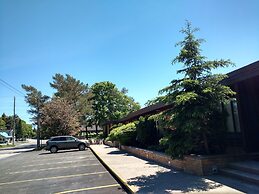 The Mariner Motor Hotel