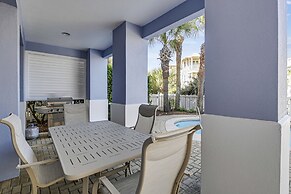 Paradise Pointe - Gorgeous 4 BR home with pool by RedAwning