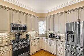 Paradise Pointe - Gorgeous 4 BR home with pool by RedAwning