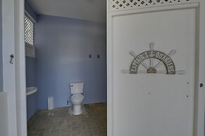 Paradise Pointe - Gorgeous 4 BR home with pool by RedAwning