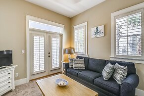 Paradise Pointe - Gorgeous 4 BR home with pool by RedAwning