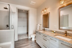 1stHomeRent Centennial Apartments