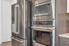 Luxury Zion Desert Getaway 8 Bedroom Townhouse by RedAwning