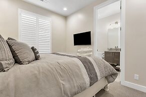 Luxury Zion Desert Getaway 8 Bedroom Townhouse by RedAwning