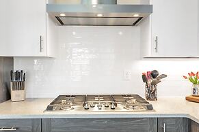 Luxury Zion Desert Getaway 8 Bedroom Townhouse by RedAwning