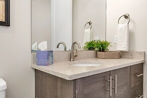 Luxury Zion Desert Getaway 8 Bedroom Townhouse by RedAwning