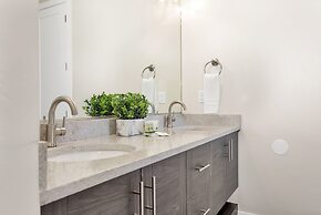 Luxury Zion Desert Getaway 8 Bedroom Townhouse by RedAwning