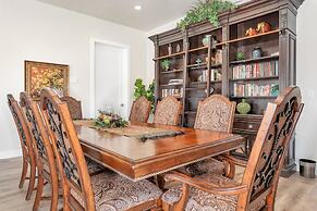 Luxury Zion Desert Getaway 8 Bedroom Townhouse by RedAwning