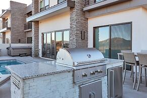 Luxury Zion Desert Getaway 8 Bedroom Townhouse by RedAwning