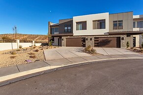 Luxury Zion Desert Getaway 8 Bedroom Townhouse by RedAwning