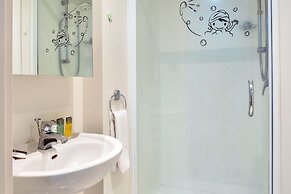 Harbour View Two Bedroom Apartment