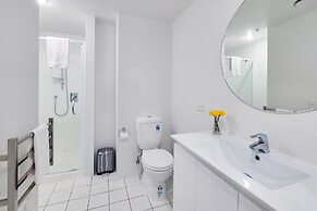 Stylish Central 2 Bedroom Apartment