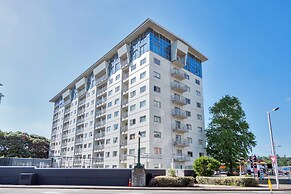 Stylish Central 2 Bedroom Apartment