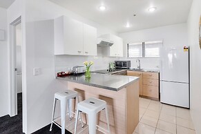 Stylish Central 2 Bedroom Apartment