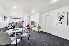 Stylish Central 2 Bedroom Apartment