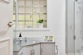 Rustic 2BR nr Mission Bay w Garden view