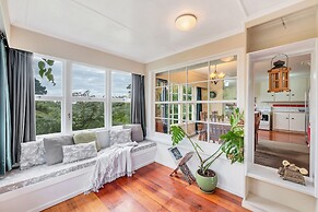 Rustic 2BR nr Mission Bay w Garden view