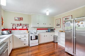 Rustic 2BR nr Mission Bay w Garden view