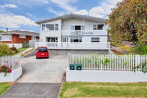 Sunny Three Bedroom Delight Upper Level