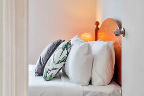 Kiwi Holiday Home near Airport